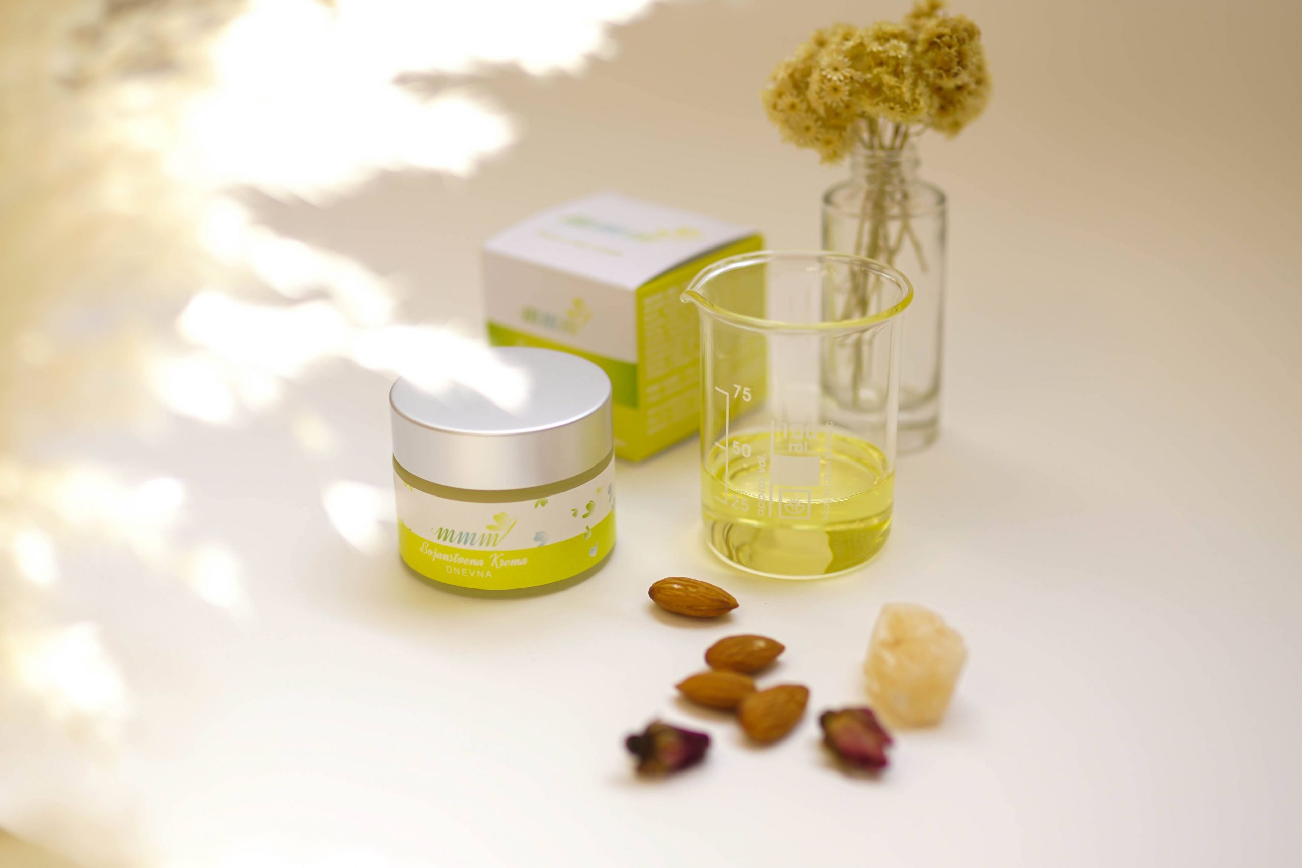 Božanstvena krema DNEVNA